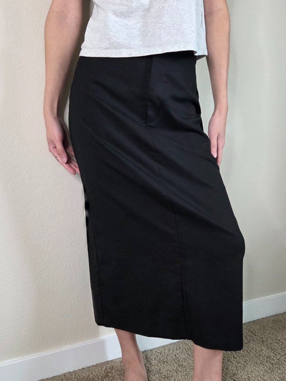 Banana Republic Mid-Rise Black Pencil Skirt - Size 0